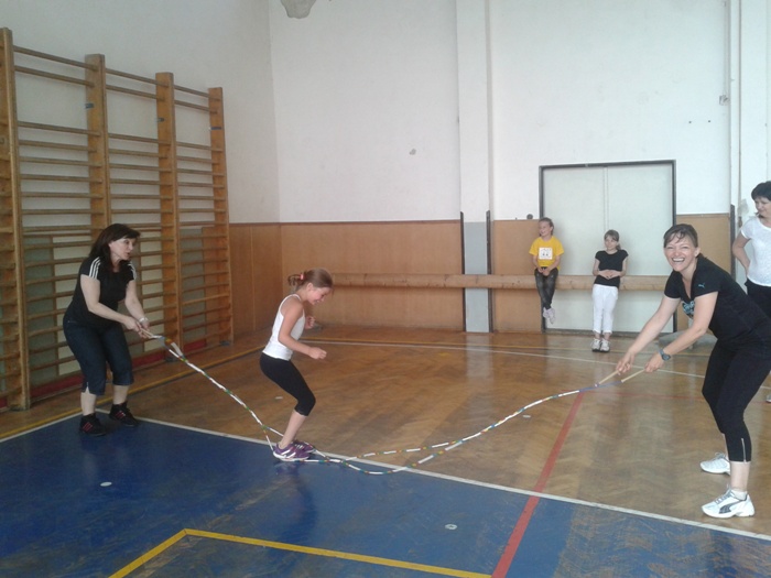 KV rope skipping, 10.06 (100)
